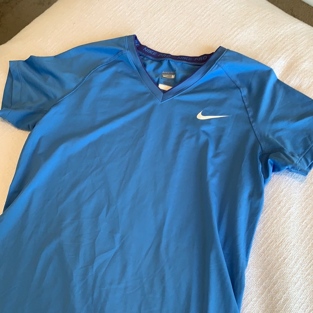 Women’s Nike Dri-Fit V-neck Athletic Shirt